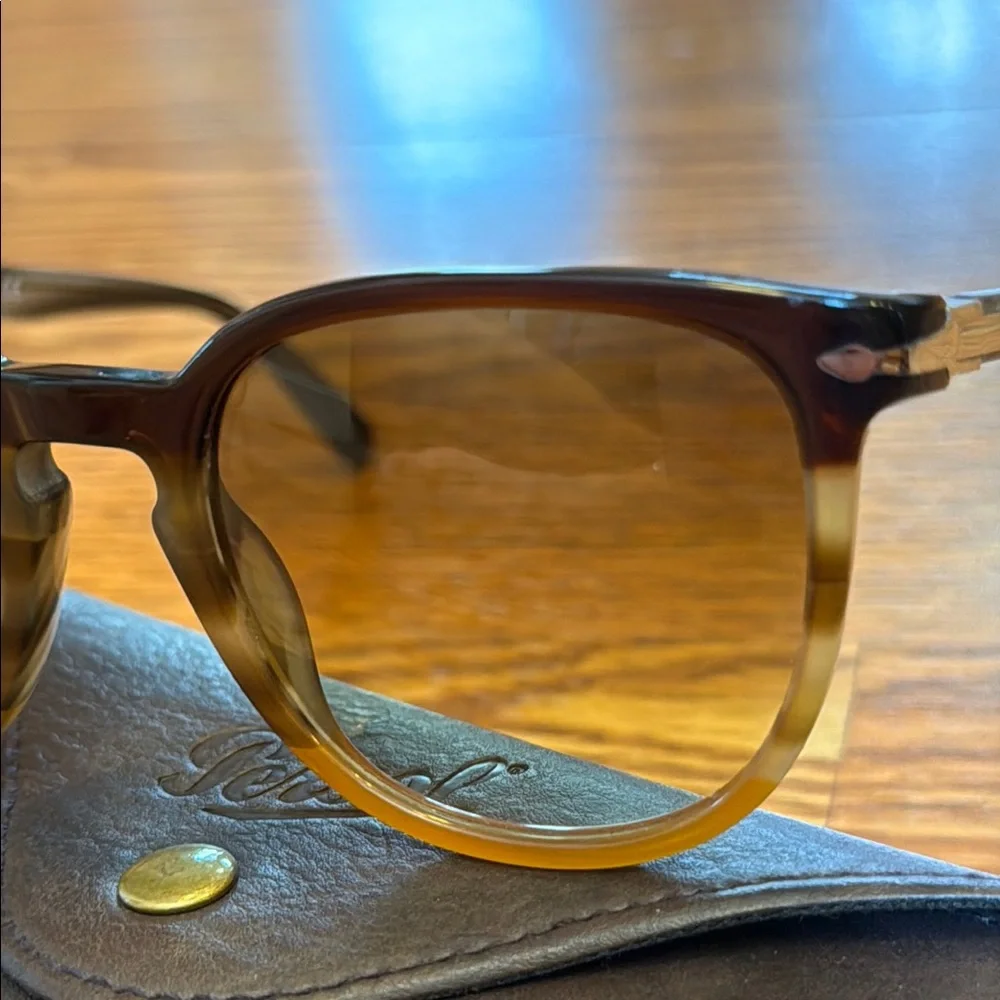 Persol 3226S Tortoise Shell Sunglasses with Case